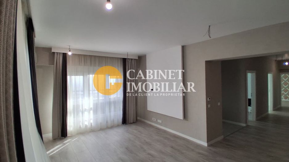 Apartamewnt 4 camere, 2 bai, zona Tatarasi - Iasi - Poză 1