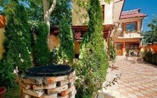 Casa P+1E si teren 370 mp, singur in curte - Piata Centrala - Poză 1