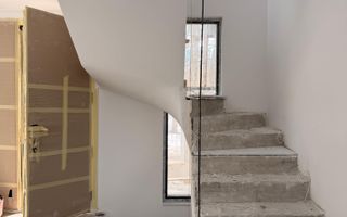 Vilă de Lux cu Piscină Privată și Deschidere Directă la Lacul Snagov - Poză 18