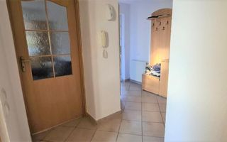 Casa pentru 2 familii, 7 Camere, 2 Garaje, 1500MP Teren - Poză 10