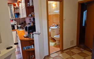 Soarelui | 3 Camere | Etaj 1 | Centrala proprie | Boxa - Poză 2