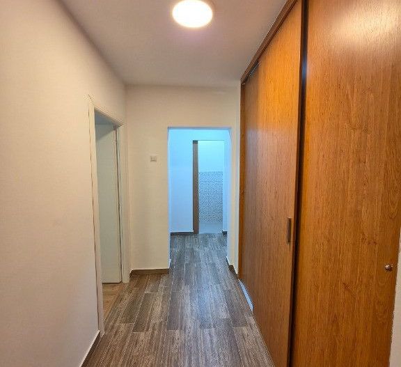 Apartament 3 camere | 2 Bai | Crangasi Metrou | Centrala Proprie - Poză 9