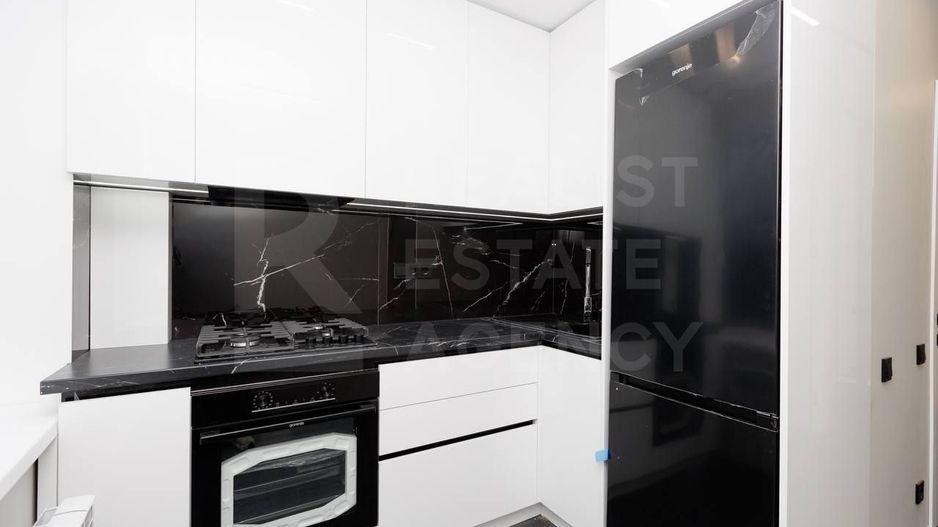 Vânzare, apartament, 2 camere, strada Constantin Negruzzi Centru - Poză 1