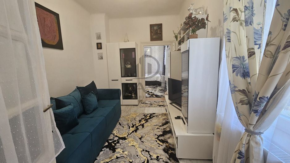 2 camere în inima orașului – ideal pentru locuit sau investiție - Poză 2