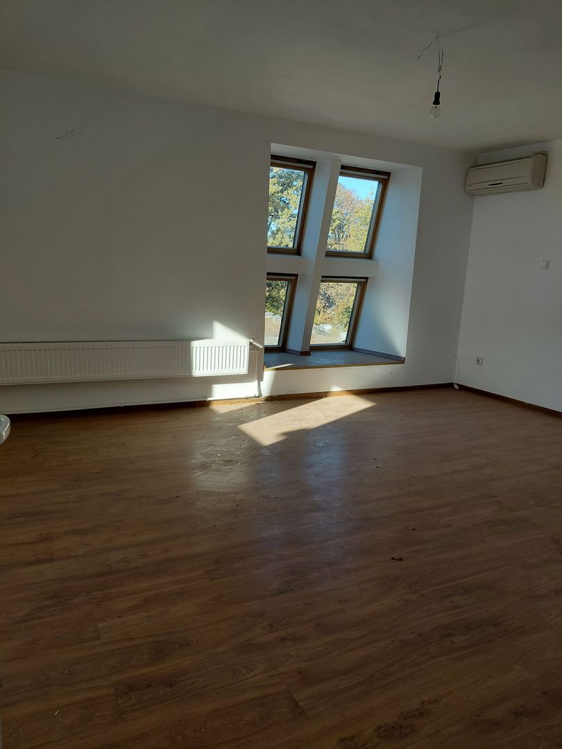 De vânzare – Casă D+P+2E+M în zona ultracentrală ideala pentru afacerea ta! - Poză 23