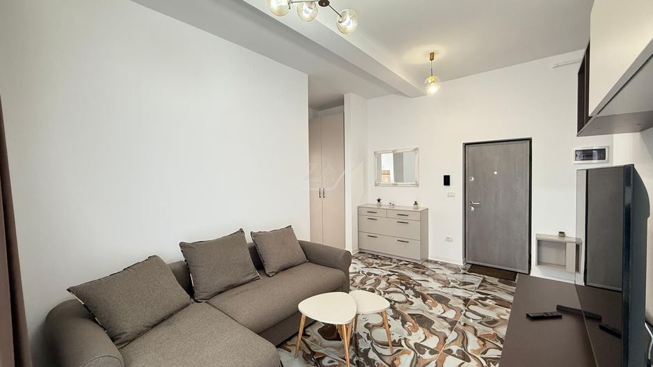 Disponibil imediat. Etaj 1. Bucatarie inchisa. Loc de parcare. - Poză 5