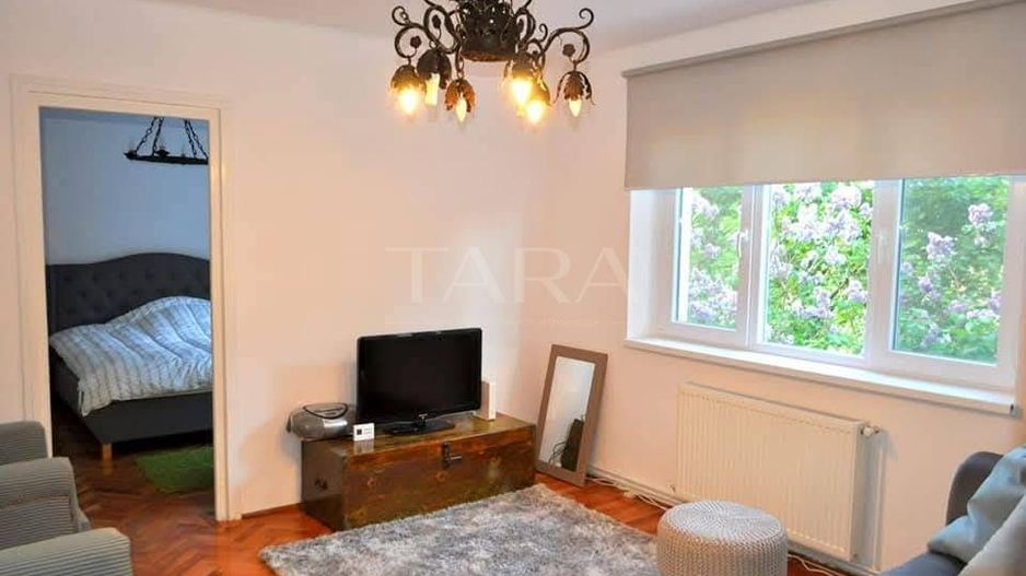 Apartament cu 2 camere, complet renovat, zonă Centrala. - Poză 3