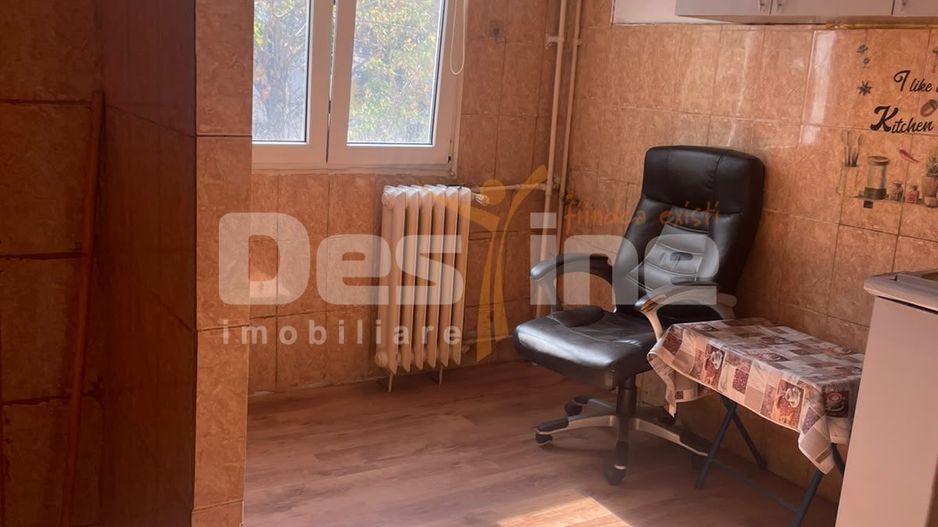 APARTAMENT 2 CAMERE DECOMANDAT RENOVAT - Poză 6
