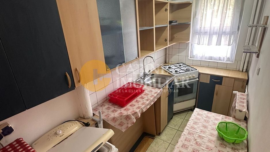 PODU ROS - 2 CAMERE - ETAJUL 2 - MOBILAT SI UTILAT - Poză 5