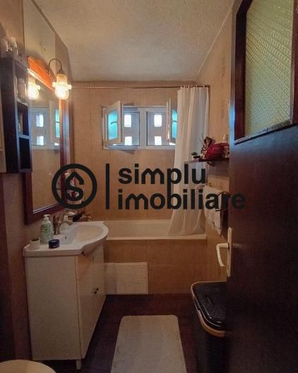Apartament 3 camere, Valea Rosie - Poză 7