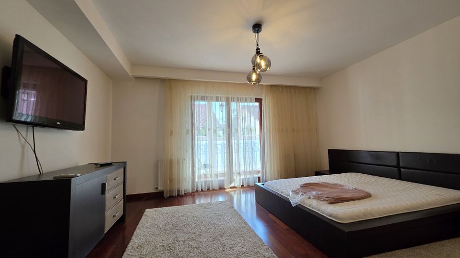 Vilă 5 camere de închiriat | American Village – Pipera - Poză 12