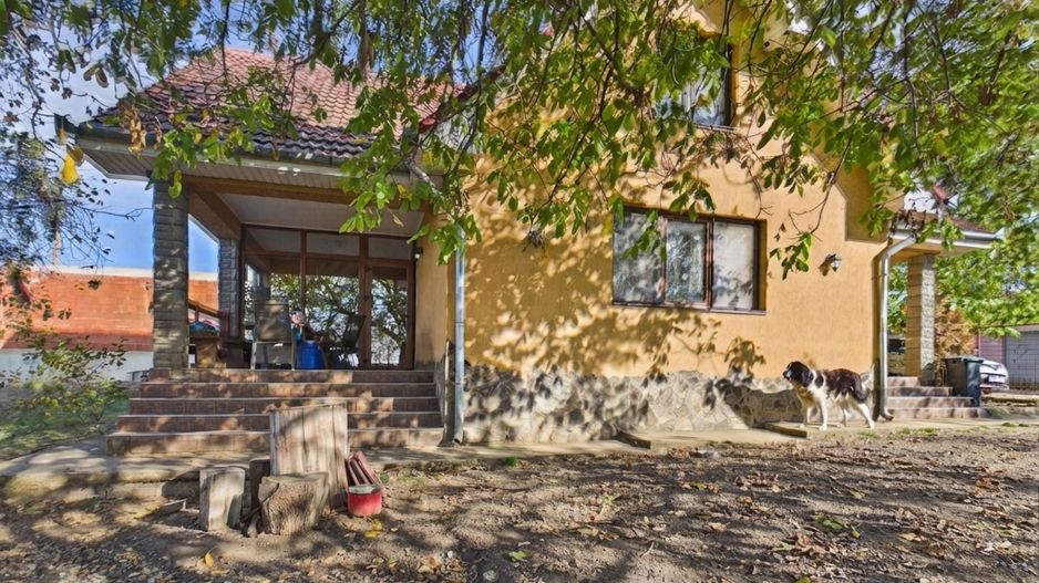 Casă în Leș, 170 mp, teren 961 mp - Poză 4