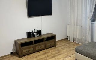 Aapratemt 3 camere si loc de paracare- et.3- 400euro-Mircea cel Batran - Poză 2