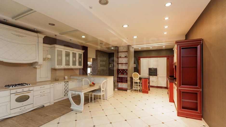 Chirie, spatiu comercial , 370 str. Calea Iesilor, Sculeni - Poză 5