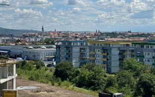 Penthouse cu 3 cam si terasa 32mp- bloc cu lift, boxa la subsol - Poză 4