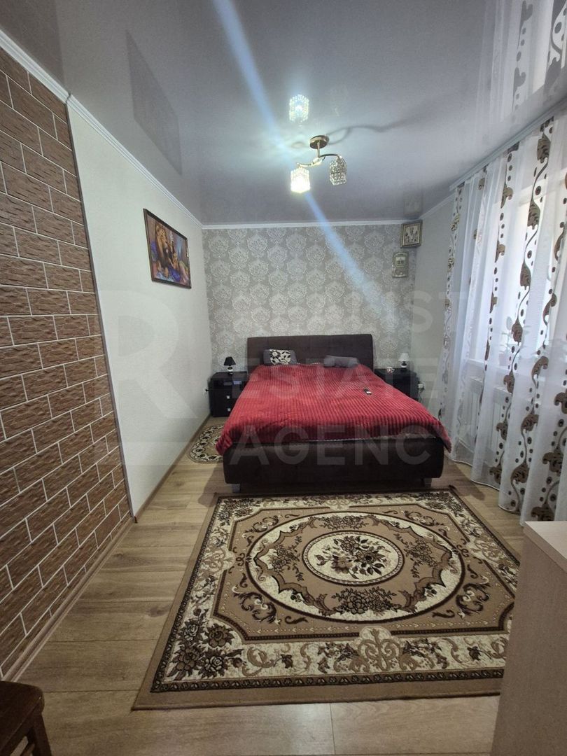 Vânzare, 2 case pe un teren, Hăsnășenii Noi, raionul Drochia - Poză 8