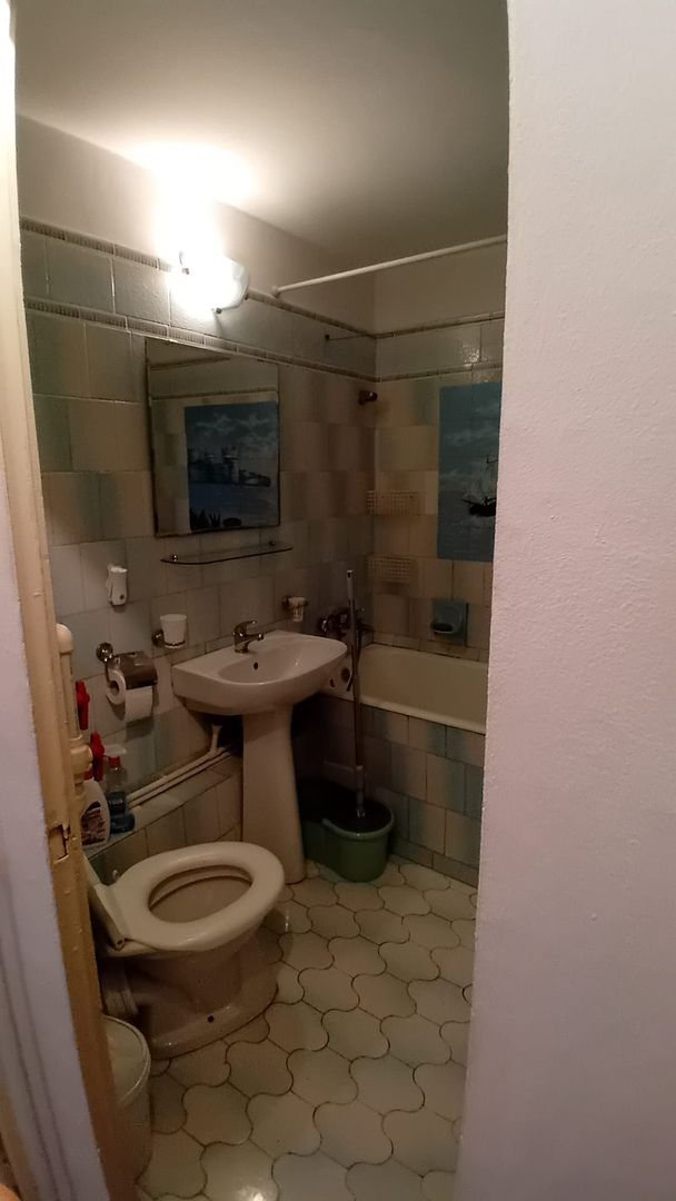 AP. 2 CAMERE CRANGASI, BUCATARIE INCHISA, REABILITAT, METROU 5 MINUTE - Poză 11