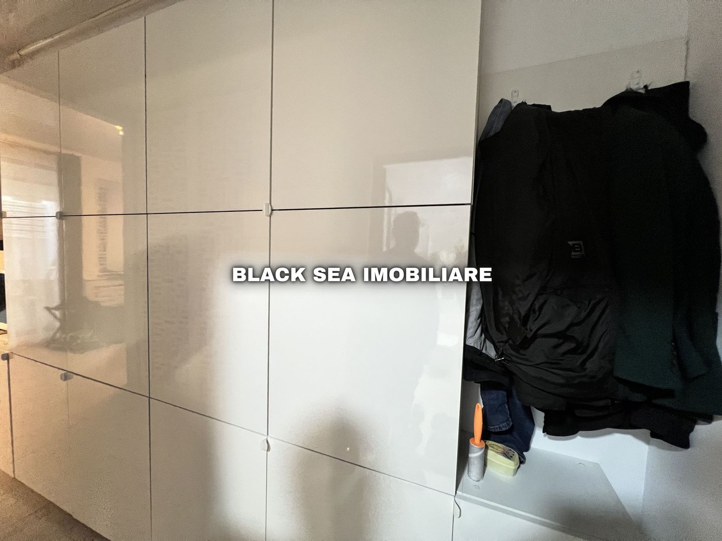 Garsoniera ultramoderna cu terasa si loc de parcare  - Termen Lung - Poză 9