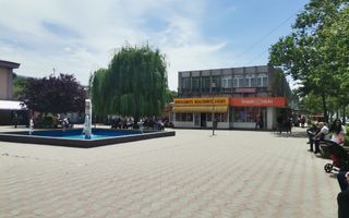 Inchiriere spatiu 100 mp, complex Craiovei, etaj - Poză 5