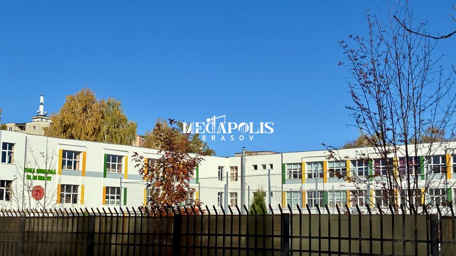 3 Camere / Tractorul / Renovat / Credit - Poză 24