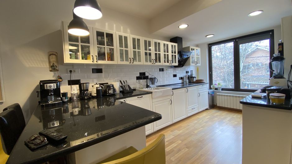 APARTAMENT SUPERB CU 4 DORMITOARE LÂNGĂ PARCUL HERASTRAU - Poză 2