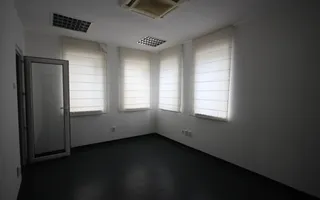 Cladire de birouri, SAD, parcare prorpie, clinica medicala - Poză 14