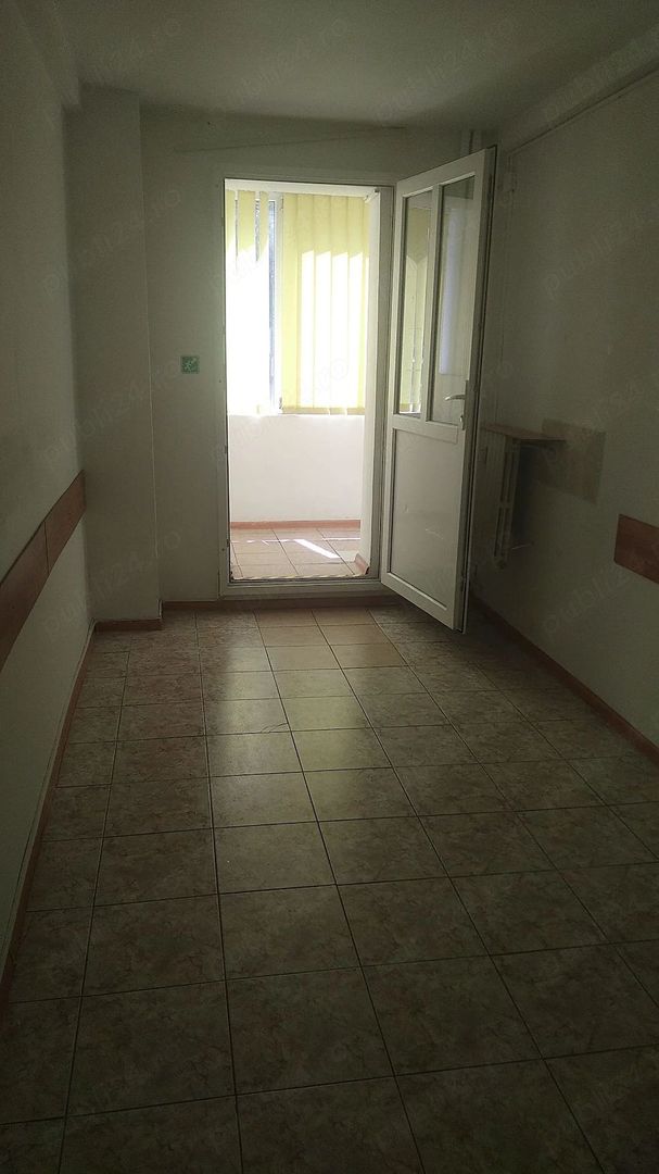 Spațiu comercial ultracentral, Bulevardul Ferdinand, 60 mp, parter - Poză 3