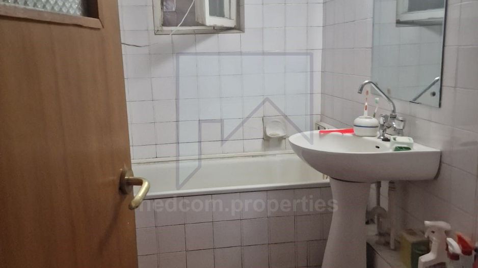 Vanzare apartament 3 camere - Drumul Sarii - Poză 8