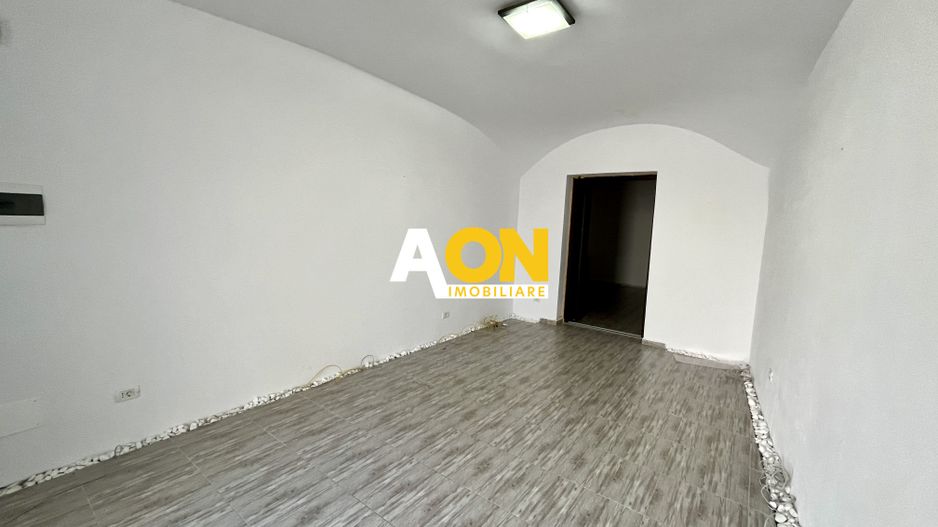 Spațiu De Birouri Cu Acces Stradal, 48mp, Zona Centru - Poză 3