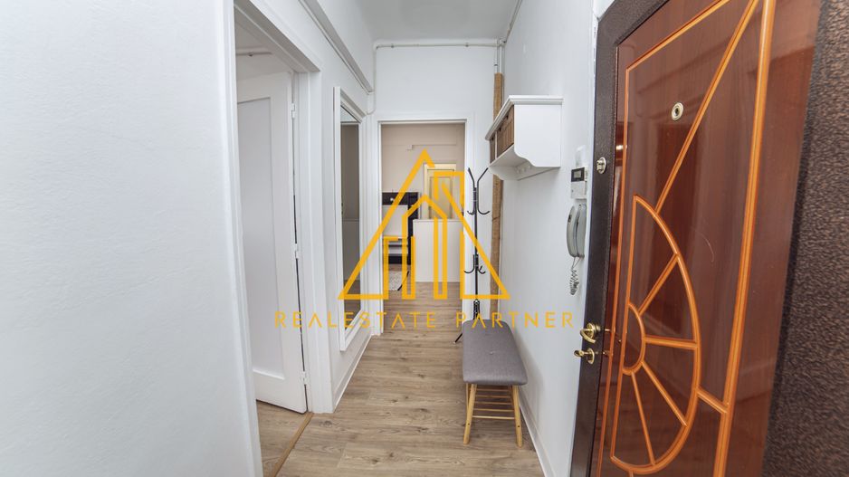 Apartament 4 camere renovat, central, ideal rezidențial sau activitate business - Poză 26