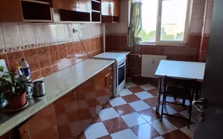 OCAZIE 3 CAMERE METROU GORJULUI 4 minute - Poză 13