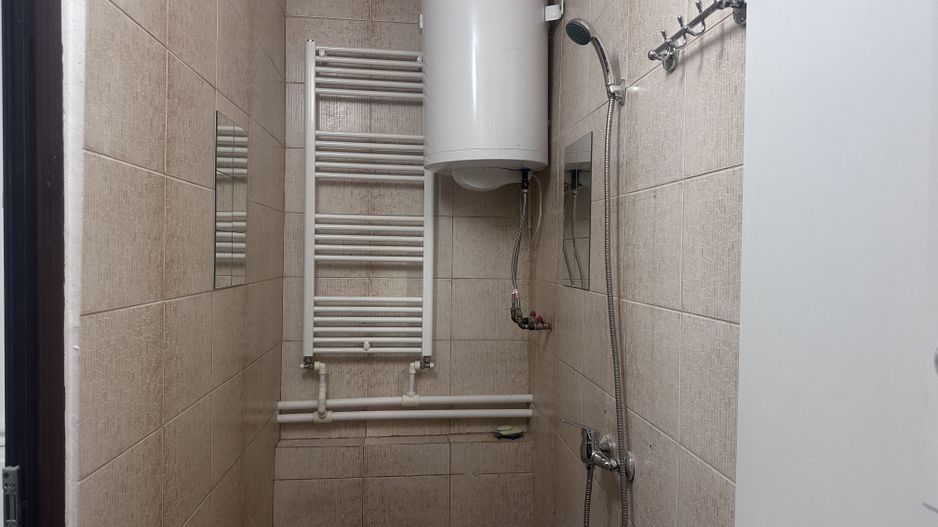 Între dealuri, viță de vie și liniște deplină! Vanzare casa in Prahova - Poză 25