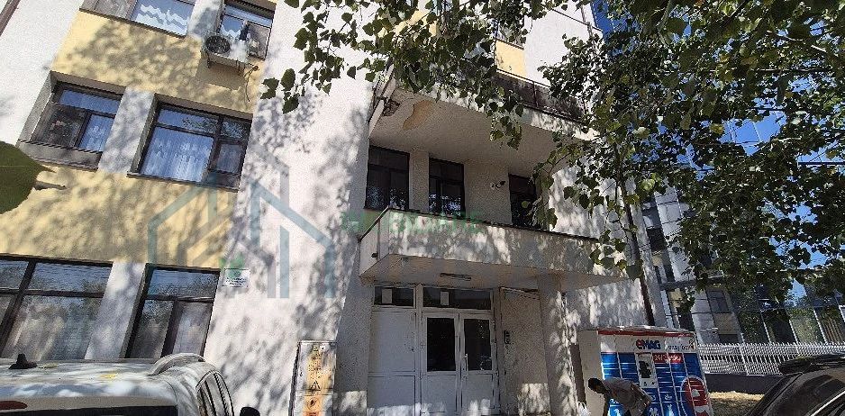 Apartament 2 camere, etaj 1, zona Granit - Iași - Poză 1