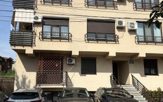 De Vanzare Apartament cu 3 camere - Bucurestii Noi, Laminorului - Poză 14