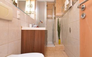 2 camere decomandat si renovat zona VITAN - Poză 9