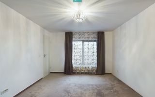 Vilă de lux cu două locuințe, în Dumbrăvița – Locație Excelentă! - Poză 19