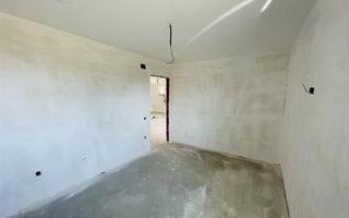 Casa P semifinisata ï¿½n comuna Paleu - Poză 8