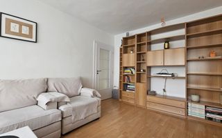 Apartament 3 camere semidecomandat 70 mp zona Teiul Doamnei - Poză 4