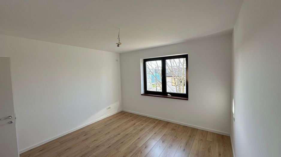 Casa moderna cu mansarda |de inchiriat | Voluntari - Poză 30