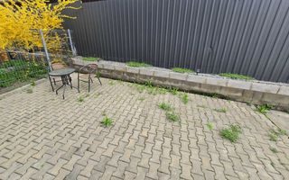 Apartament cu 3 camere si gradina, zona centrala. - Poză 1
