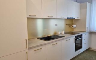 Cortina North, Particular - Poză 5