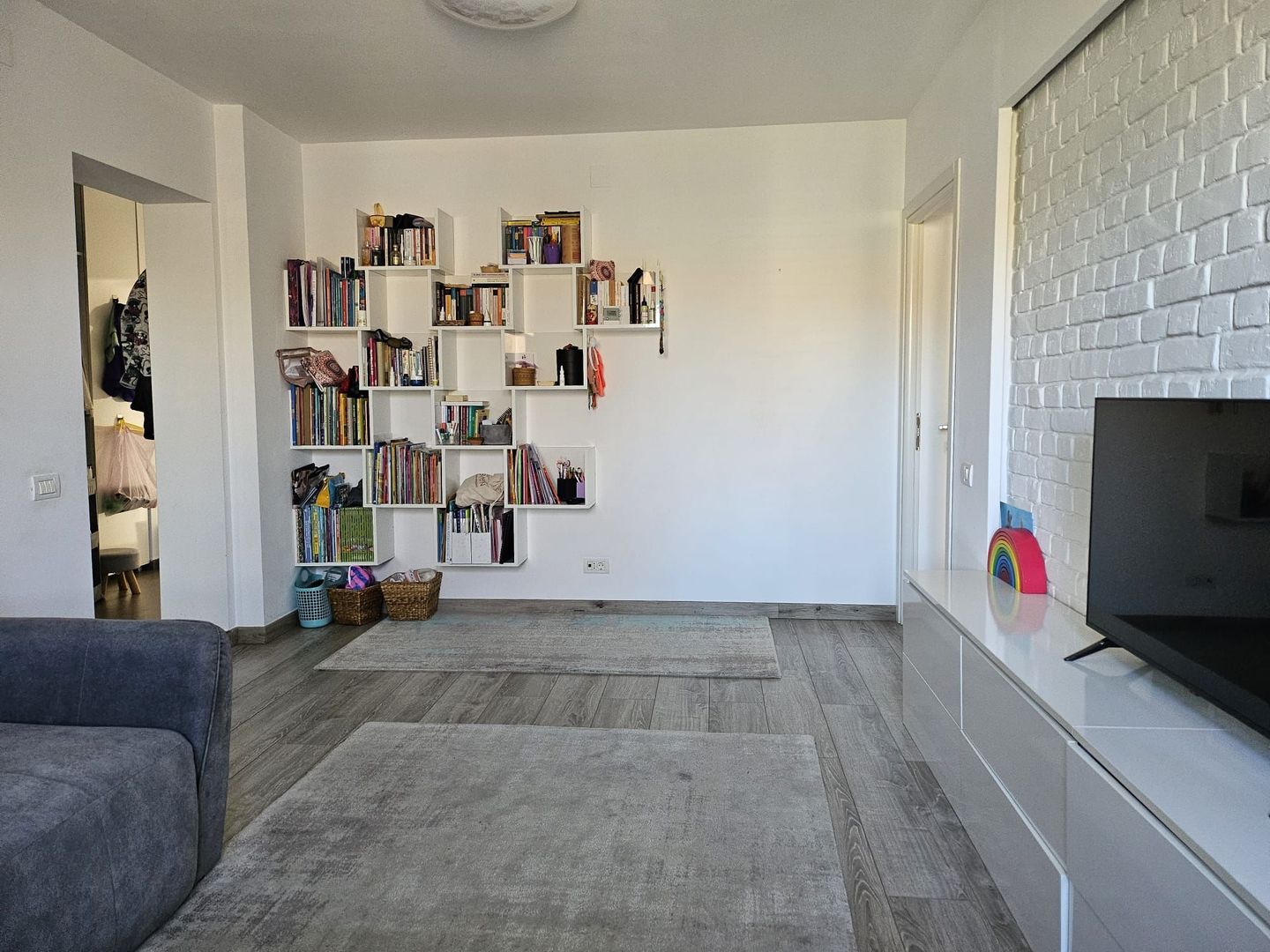 Apartament în Cotroceni, mobilat,utilat, poziție liniștită, vedere spre grădină - Poză 4