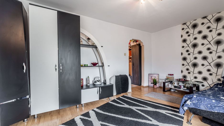 Apartament 2 camere decomandat | Zona Genesys Arad - Poză 3