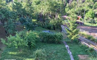 Bran, casa de vacanta + teren , Zona Club Vila Bran - Poză 9