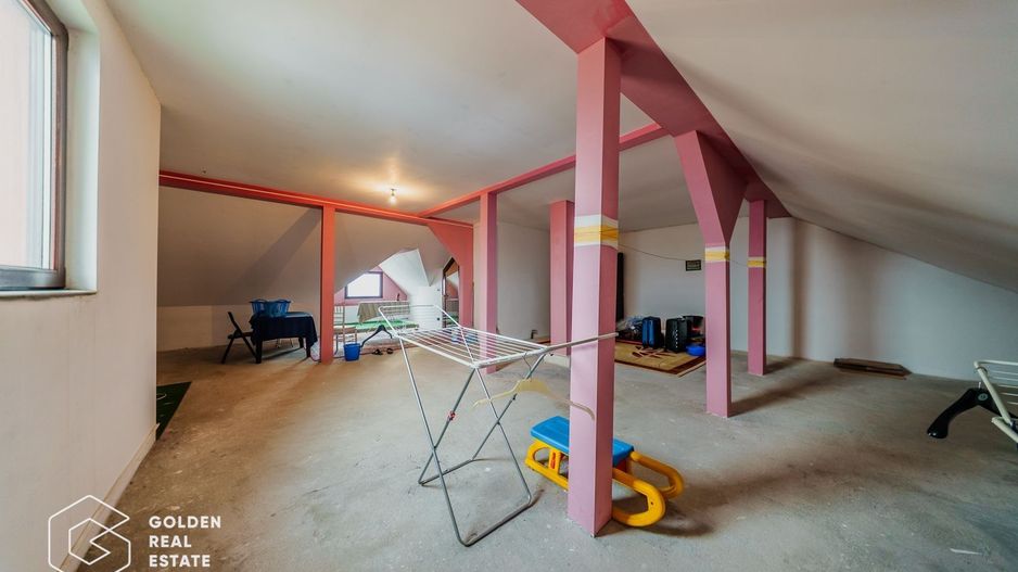 Vila de lux, D+P+E+M, Gradiste, la cheie, 300mp, 6 camere, teren 580mp - Poză 23