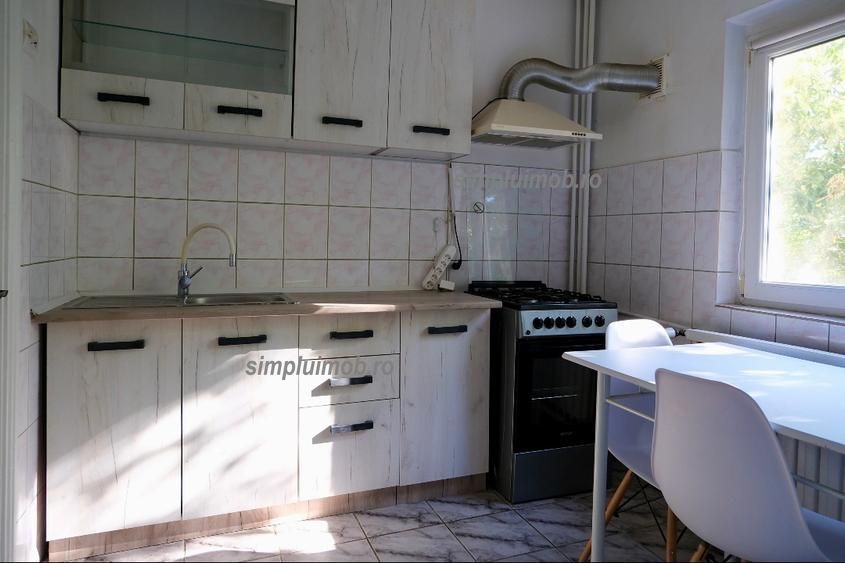 Garsoniera Metrou Brancoveanu 8 min Parc Oraselul Copiilor - Poză 8