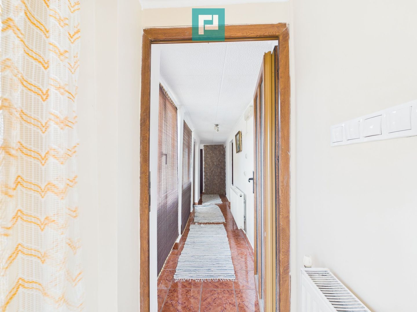 Casă cu teren 930 mp în Becicherecu Mic - Poză 5