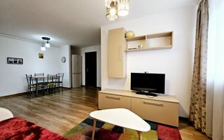 Apartament cu 2 camere decomandate, Cetate - M-uri cu vedere spre Parc - Poză 1