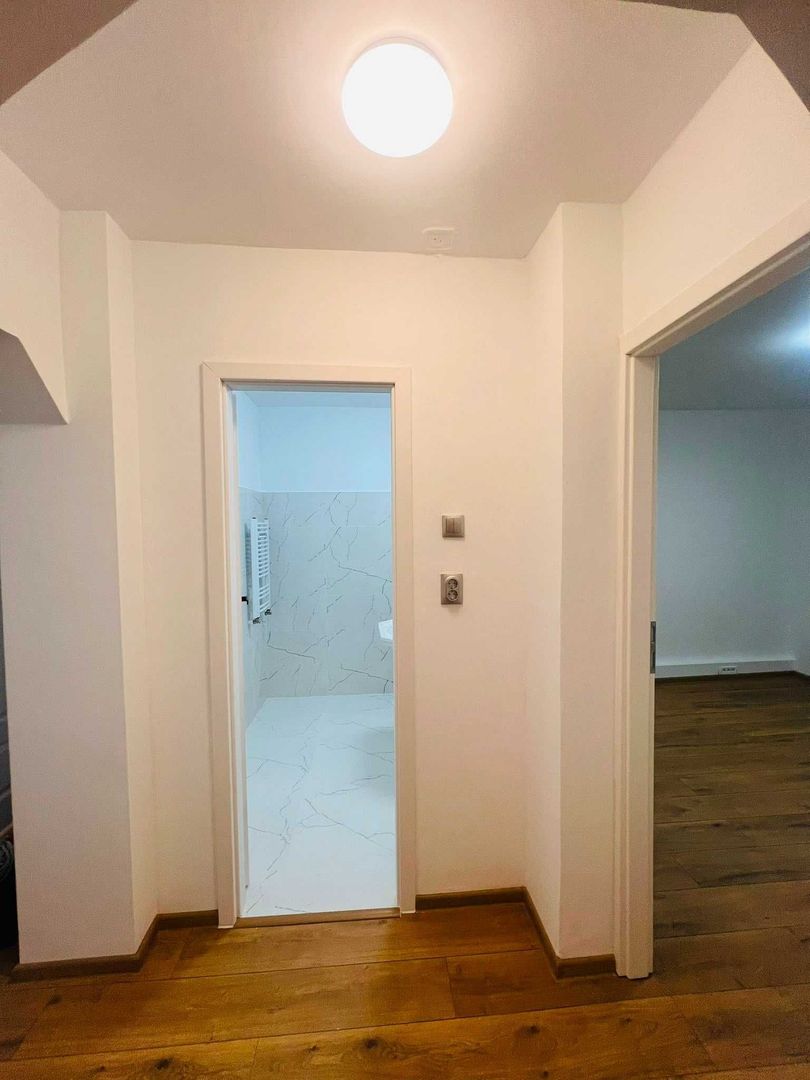 Apartament Luminos 4 camere, Parc Tineretului. Cu Centrala. - Poză 3