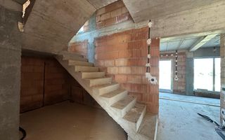 Casă tip duplex curte 350 mp 120 mp utili terasa 22 mp Sura Mare - Poză 15